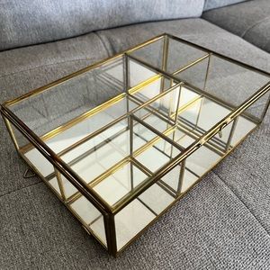 Vintage Glass Jewelry Box✨